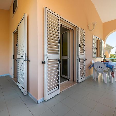 Mare Azzurro Aparthotel Cardedu Exterior foto